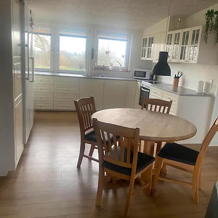 Mersted House Feriehus *