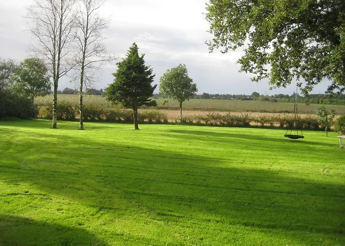 Semesterbostad Mersted House